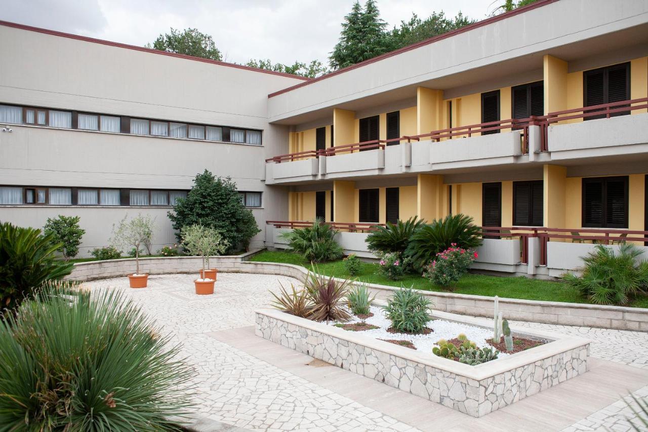 Hotel Pennile Ascoli Piceno Exterior photo