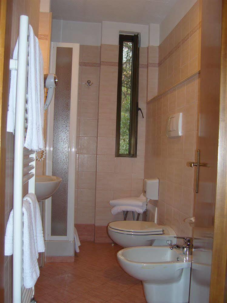 Hotel Pennile Ascoli Piceno Exterior photo